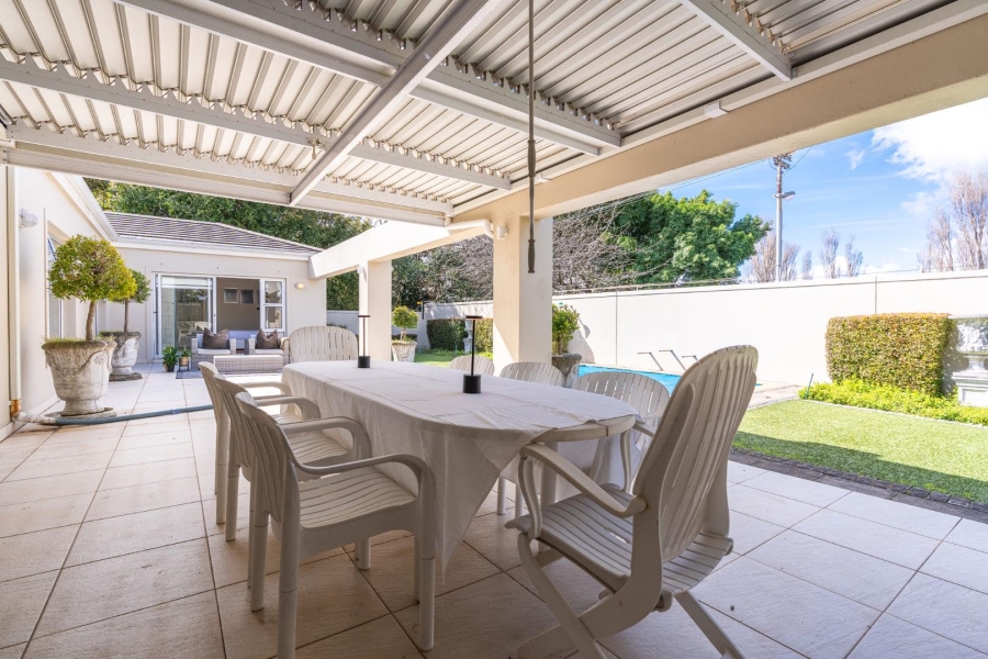 4 Bedroom Property for Sale in Kenilworth Western Cape